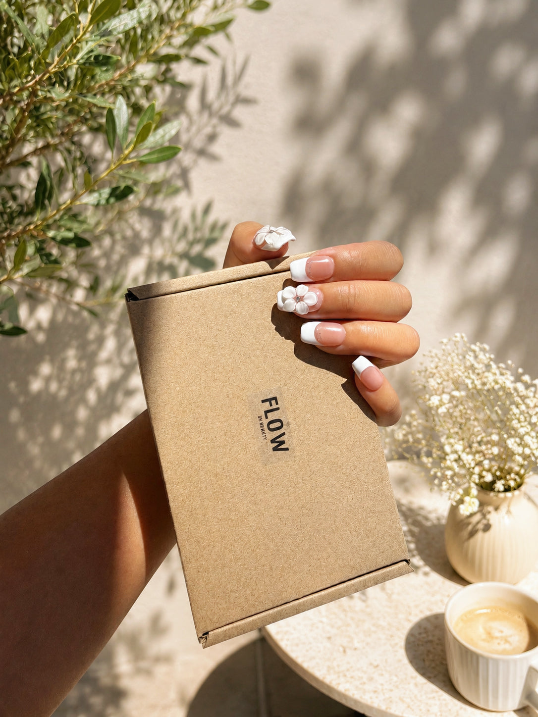 Unhas press on white floral