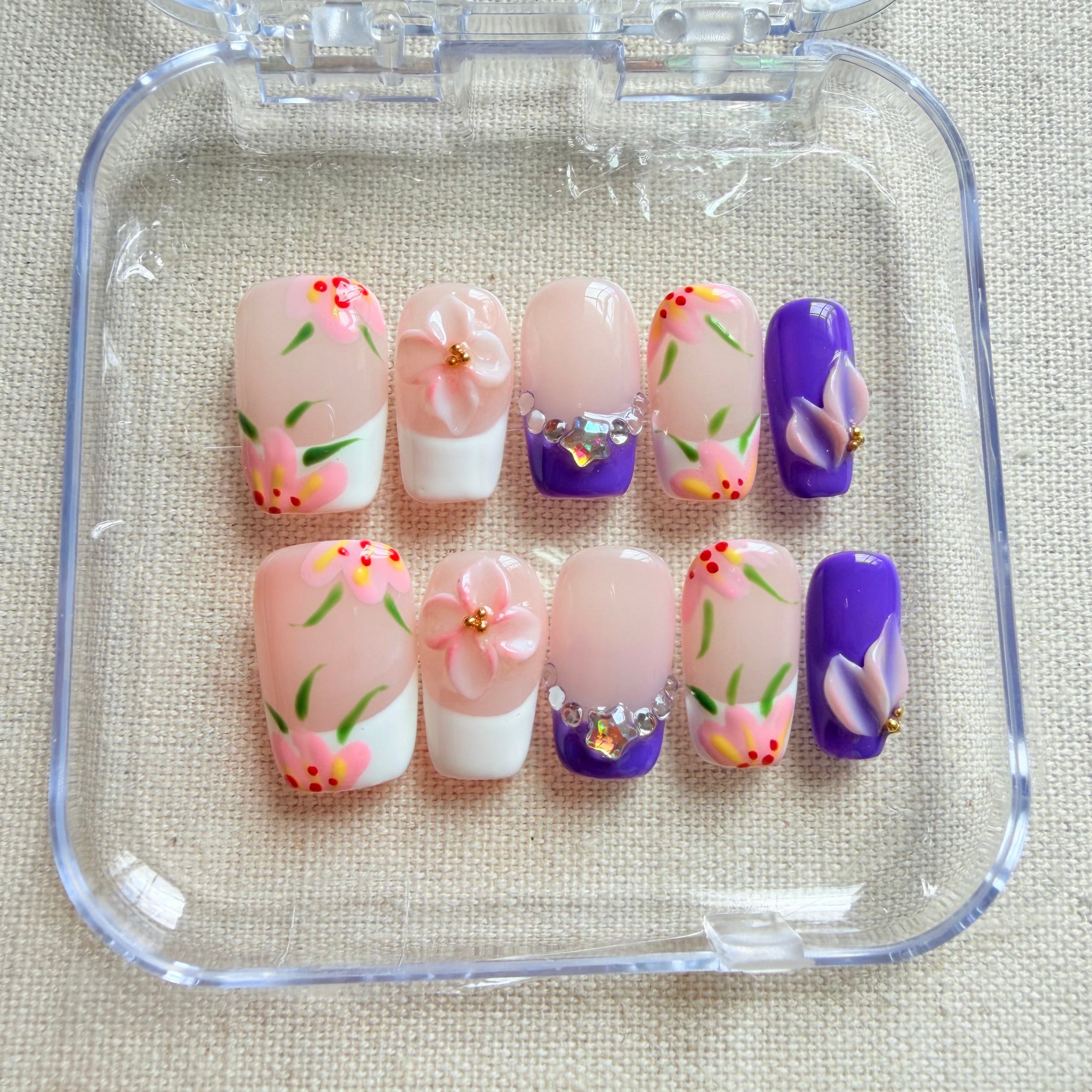 Unhas press on violet floral