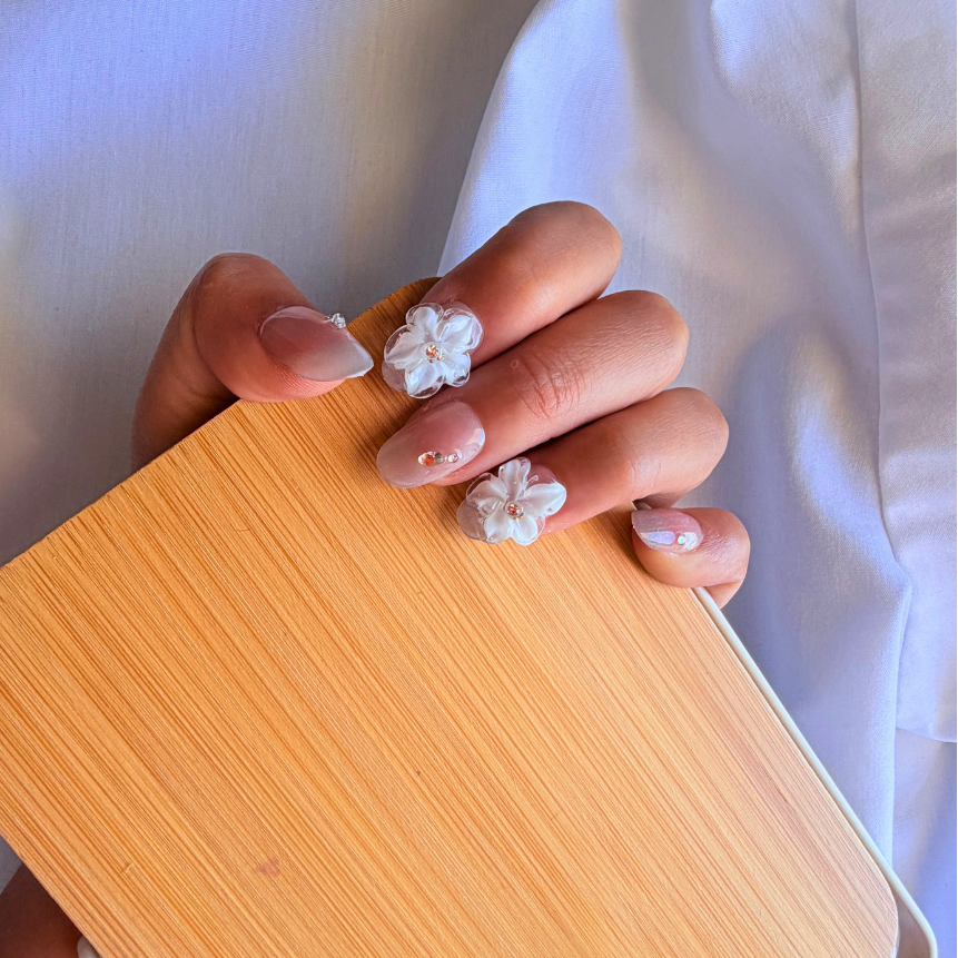 Unhas Press-On Blush Floral Pearl