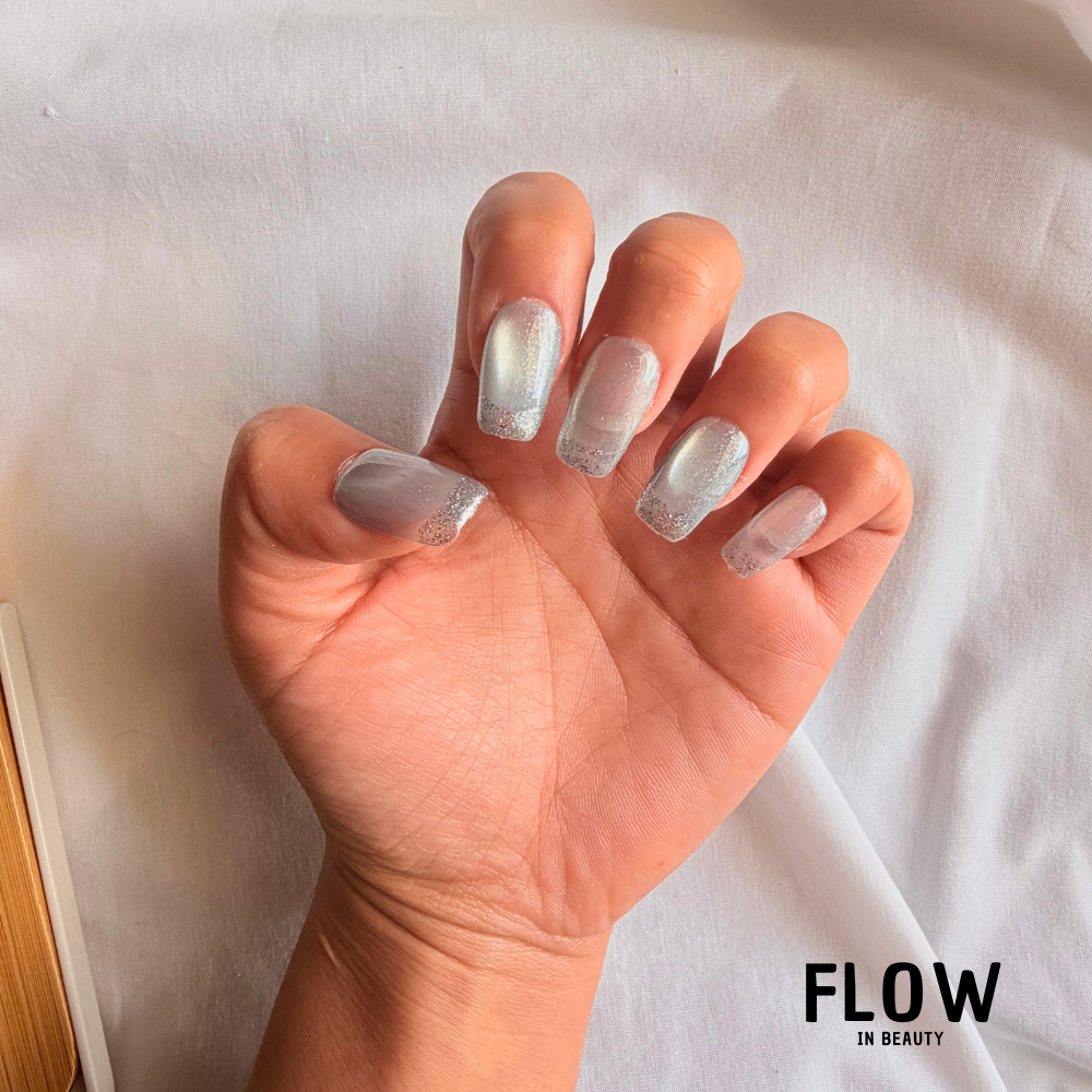 Unhas Press On Blue Magnetic French